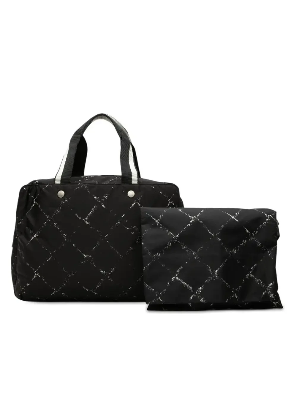 CHANEL elevate your